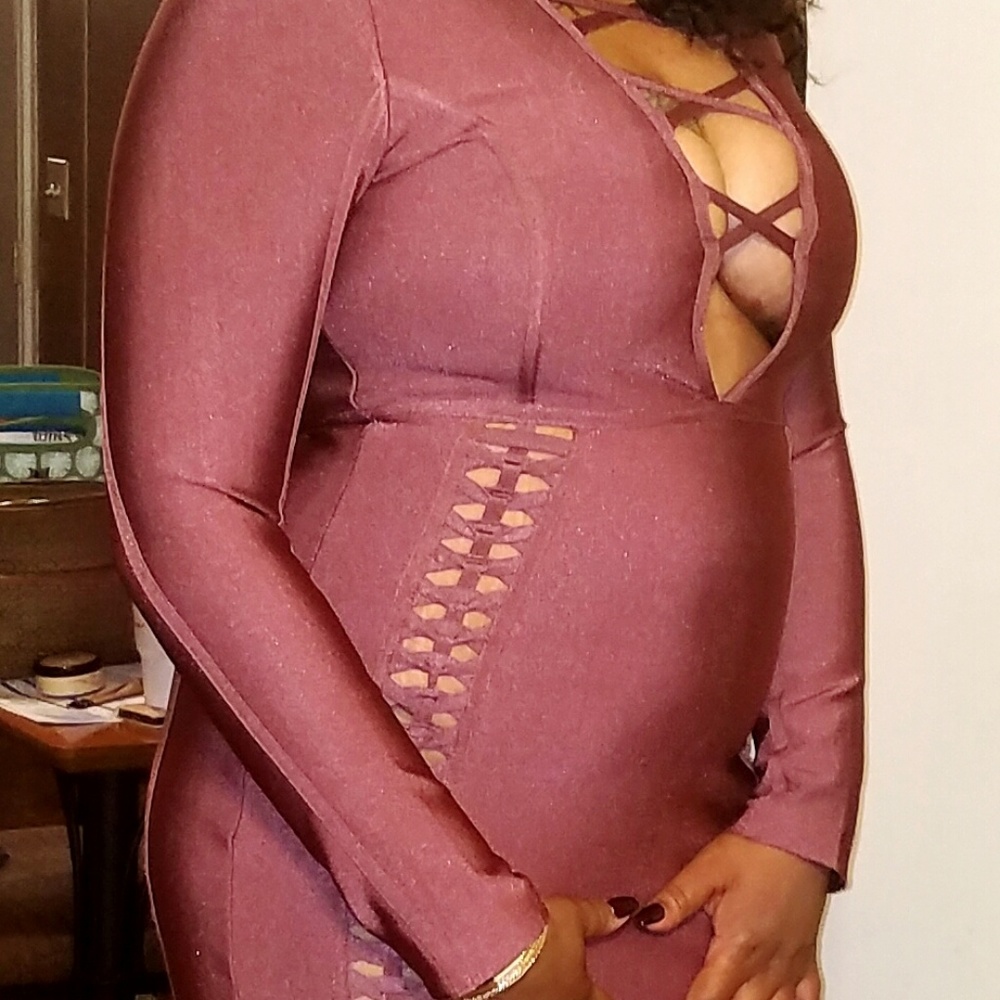 Dress - Picture 3 of 3